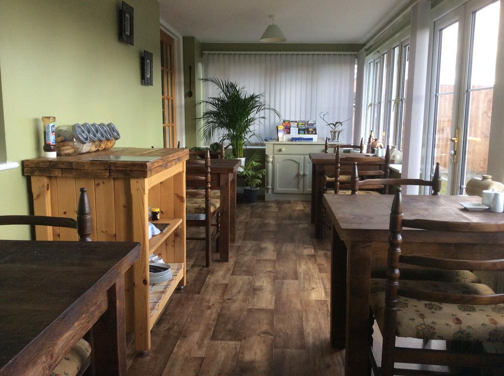 Acer Lodge Bed & Breakfast Mundford Buitenkant foto
