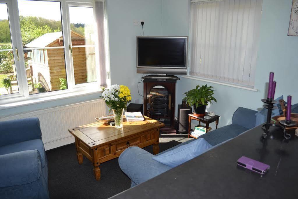 Acer Lodge Bed & Breakfast Mundford Buitenkant foto