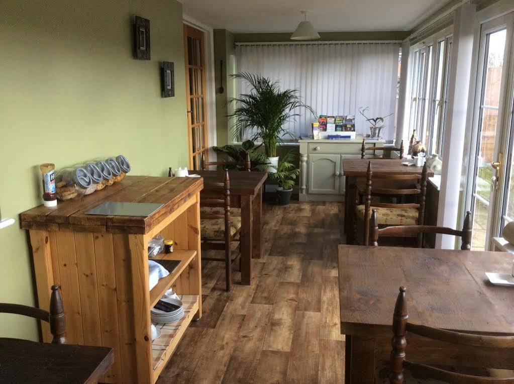 Acer Lodge Bed & Breakfast Mundford Buitenkant foto